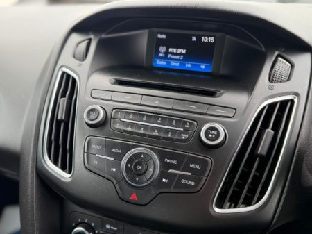 2015 Ford Focus - photo 9