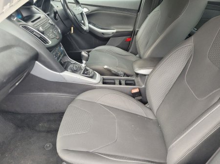 2016 Ford Focus - photo 5