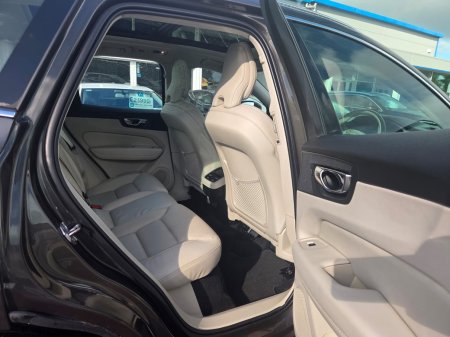 2020 Volvo XC60 - photo 13