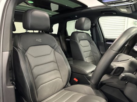 2023 Volkswagen Touareg - photo 26
