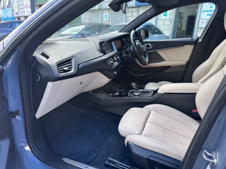 2023 BMW 2-Series - photo 11