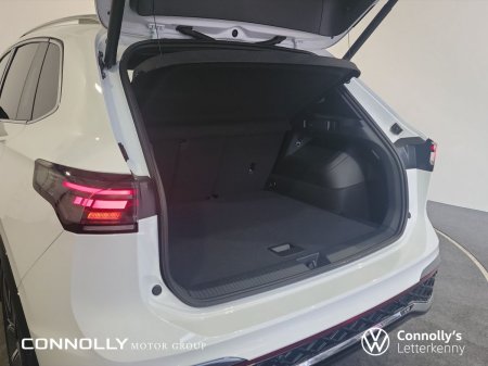 2026 Volkswagen Tiguan - photo 8