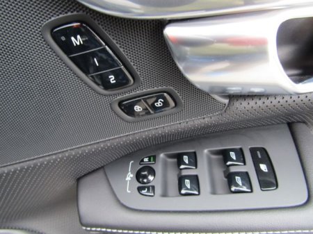 2021 Volvo S90 - photo 25