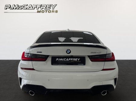 2022 BMW 3-Series - photo 6