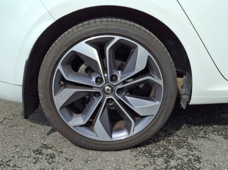 2020 Renault Megane - photo 19