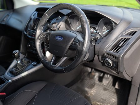 2015 Ford Focus - photo 9