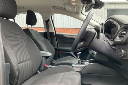 2025 Ford Focus - photo 17