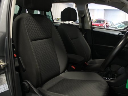 2019 Volkswagen Tiguan - photo 28