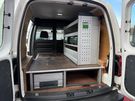 2020 Volkswagen Caddy - photo 17