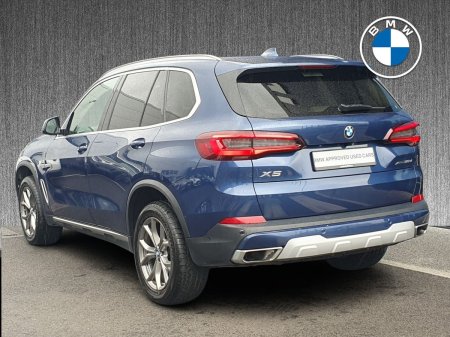 2021 BMW X5 - photo 2