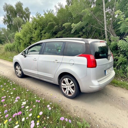 2015 Peugeot 5008 - photo 6