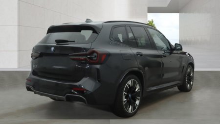 2022 BMW iX3 - photo 3