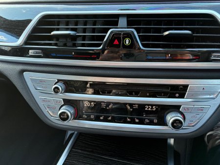 2017 BMW 7-Series - photo 24