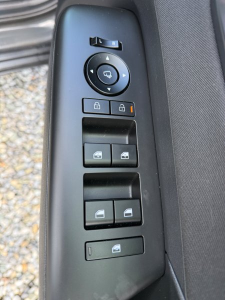 2025 Hyundai KONA - photo 28