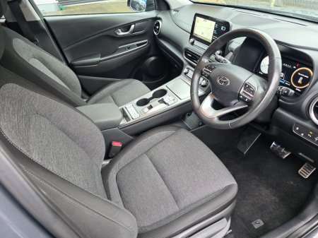 2023 Hyundai KONA - photo 2
