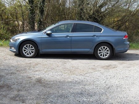 2016 Volkswagen Passat - photo 2