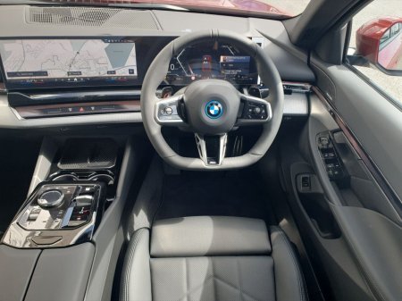 2026 BMW 5-Series - photo 5