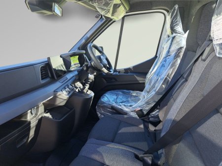 2026 Nissan Interstar - photo 3