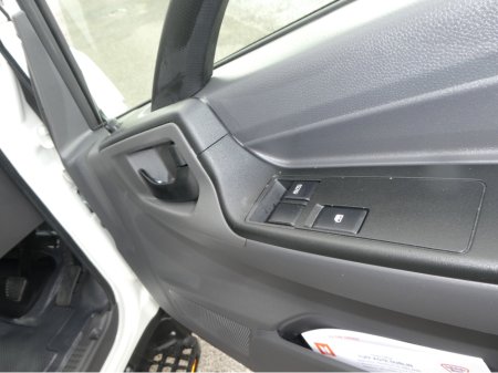 2026 Isuzu N-Series - photo 11