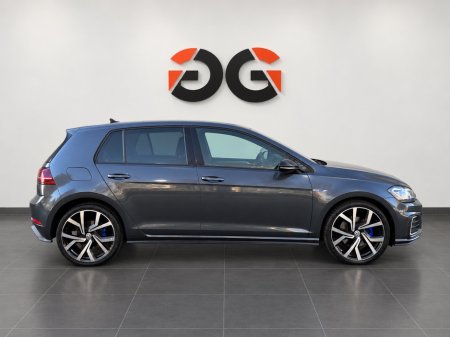 2020 Volkswagen Golf - photo 7