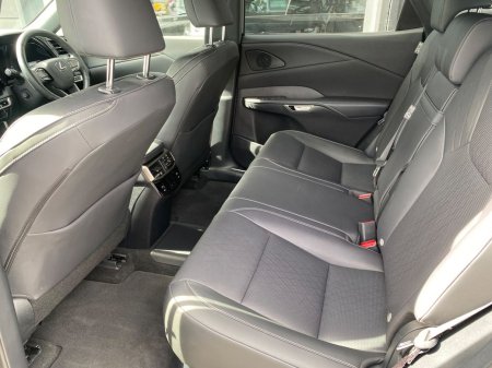 2025 Lexus RX450H+ - photo 17