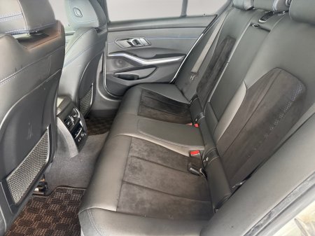 2022 BMW 3-Series - photo 15