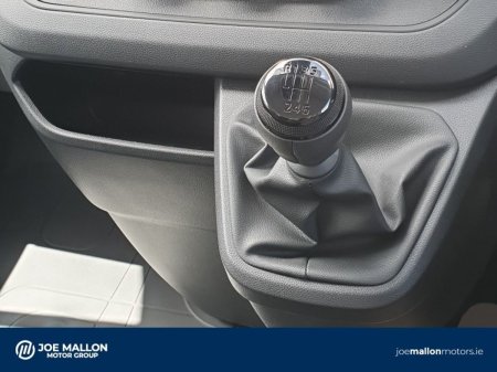 2026 Renault Trafic - photo 23