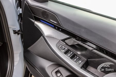 2024 BMW 5-Series - photo 17