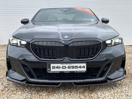 2024 BMW 5-Series - photo 34