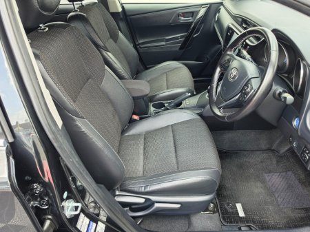 2016 Toyota Auris - photo 22