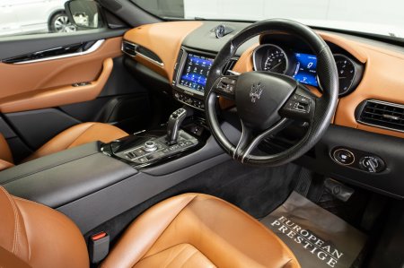 2020 Maserati Levante - photo 8