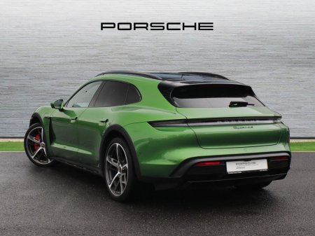 2022 Porsche Taycan - photo 2