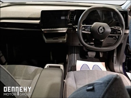 2023 Renault Megane E-Tech - photo 2