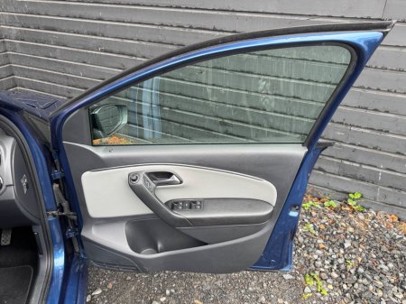 2015 Volkswagen Polo - photo 15