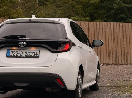 2022 Toyota Yaris - photo 23