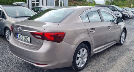 2015 Toyota Avensis - photo 4