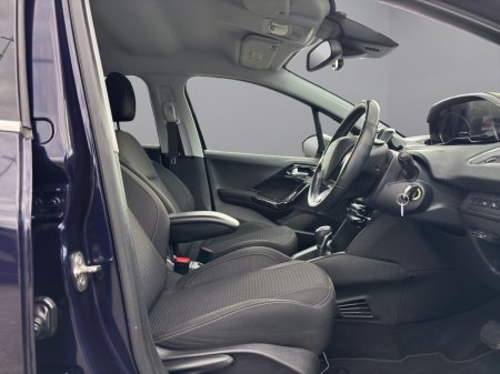 2018 Peugeot 208 - photo 10