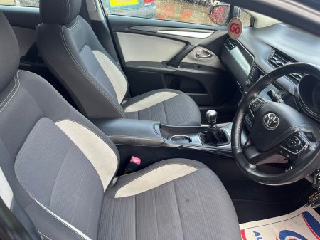 2016 Toyota Avensis - photo 15