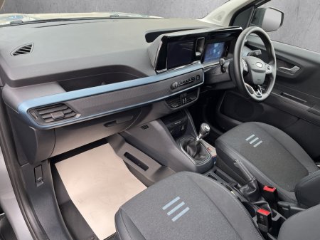 2025 Ford Transit Courier - photo 14