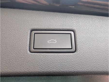 2020 Volkswagen Tiguan - photo 28