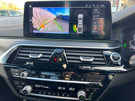 2021 BMW 5-Series - photo 11