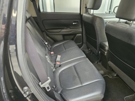2015 Mitsubishi Outlander - photo 11