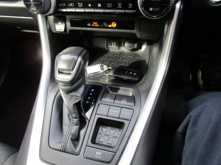 2023 Toyota RAV4 - photo 11
