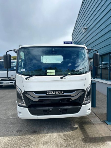 2026 ISUZU NPR - photo 5