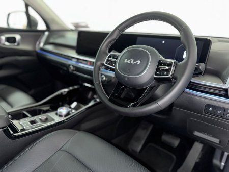2025 Kia Sorento - photo 2