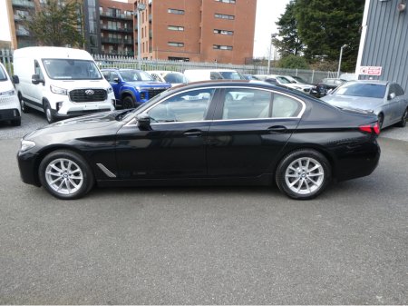 2023 BMW 5-Series - photo 6