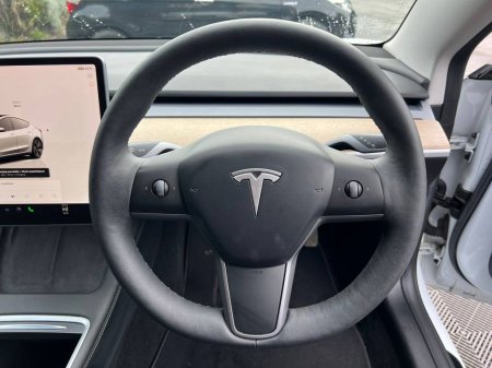 2023 Tesla Model 3 - photo 5
