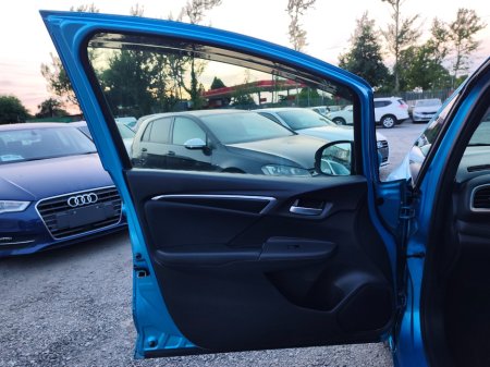 2017 Honda Fit - photo 9