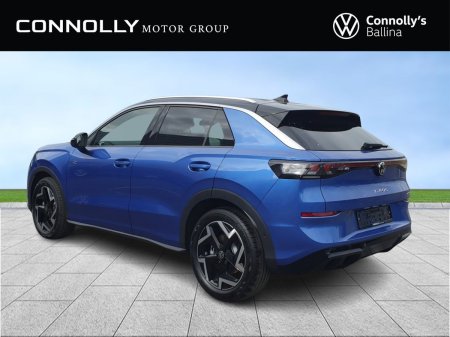 2027 Volkswagen T-Roc - photo 2