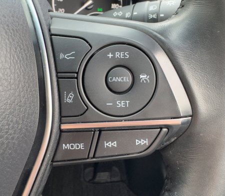 2020 Toyota Camry - photo 18